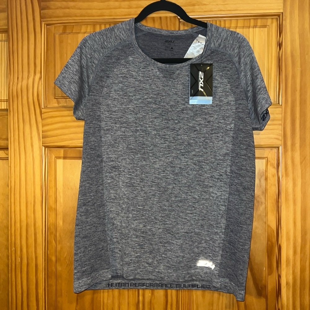 2XU Heather Grey Short Sleeve Workout Top [Size Large]